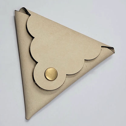 Leather Scalloped Coin Pouch With Pocket