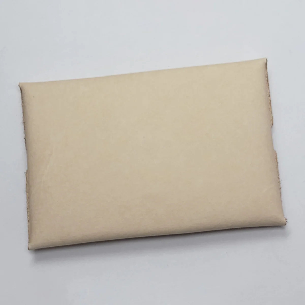 Leather Scalloped Card Pouch